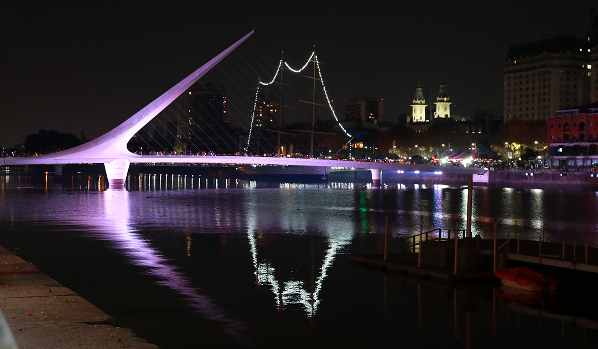 Ponte de la Mujer - Obra de Calatrava (Foto: Marina Pape)